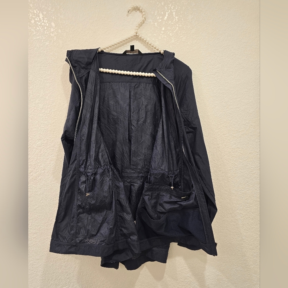 Athleta Passport Jacket in navy blue - Picture 6 of 7
